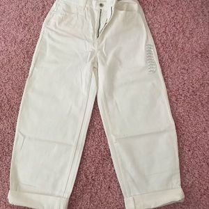 White wide fit curved jeans